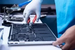 apple laptop repair service center