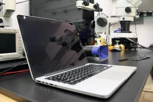 macbook laptop rpair service center